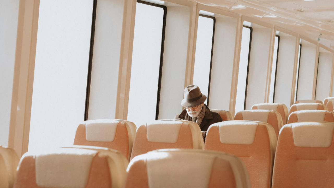 Soledad No Deseada Andalucía Tarjeta 65