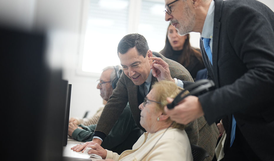 Andalucía pone en marcha un centro de referencia nacional para atender a pacientes con Parkinson